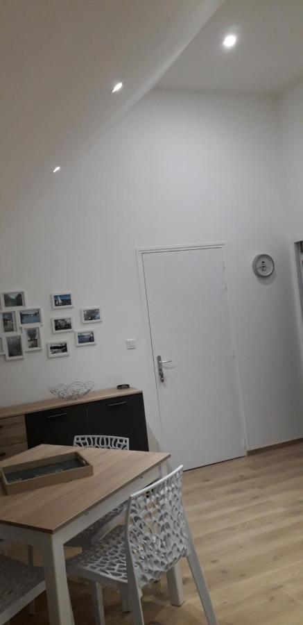 Ferienwohnung L'Escale Au Coteau Sucé Exterior foto